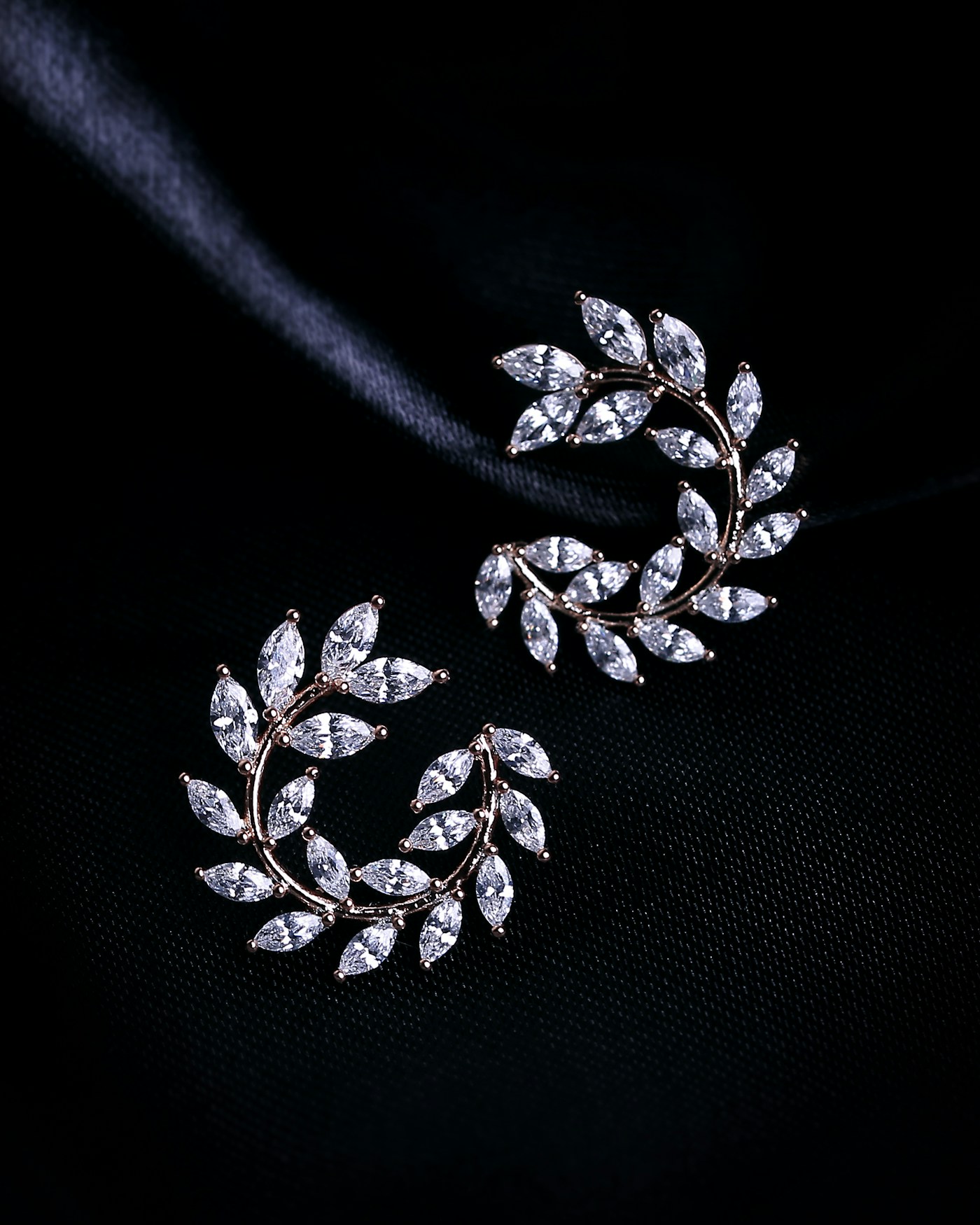 Lab-grown diamond stud earrings